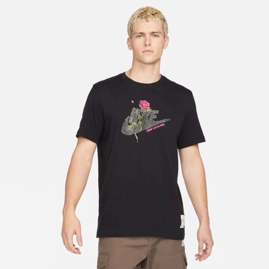 NIKE SPORTSWEAR MEN'S SOLE T-SHIRT