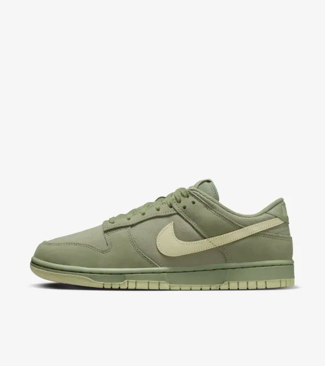 Dunk Low Oil Green and Olive Aura