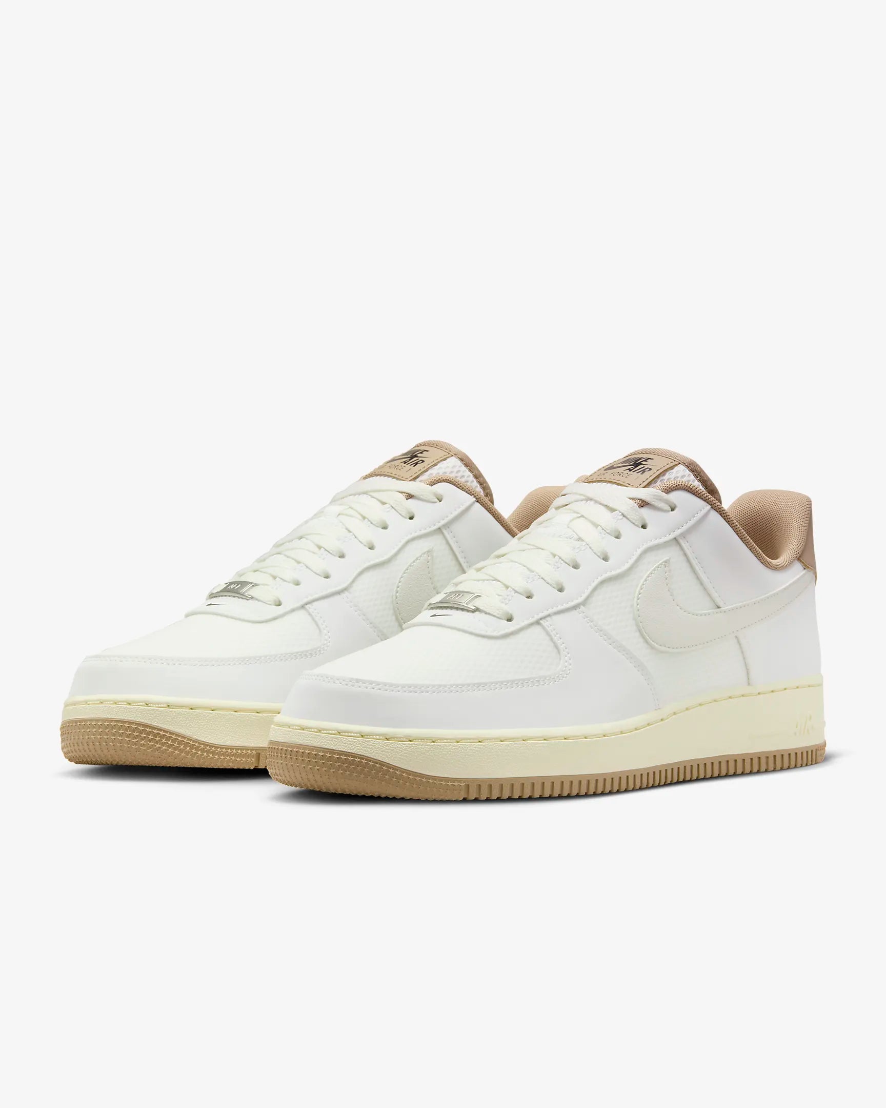 Nike Air Force 1 '07 LV8 bianco