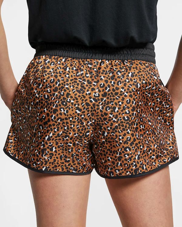 Nike Sportswear - Short tissé à imprimé animal
