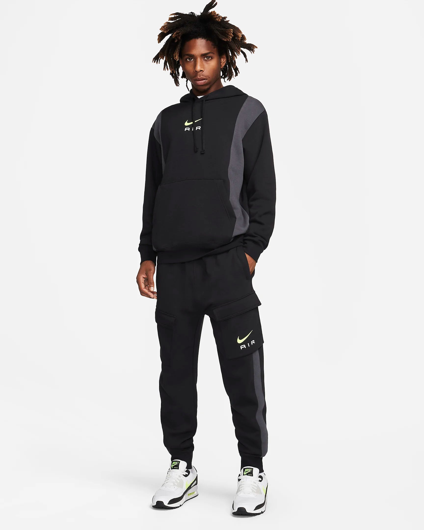 Nike Air Men's Fleece Cargo Trousers – NERO