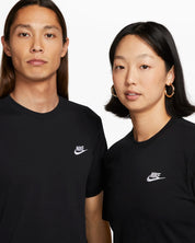 Nike Sportswear Club T-shirt – Uomo NERO