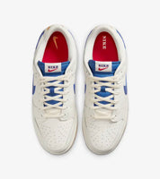 Dunk Low SE Sail and Dark Marina Blue