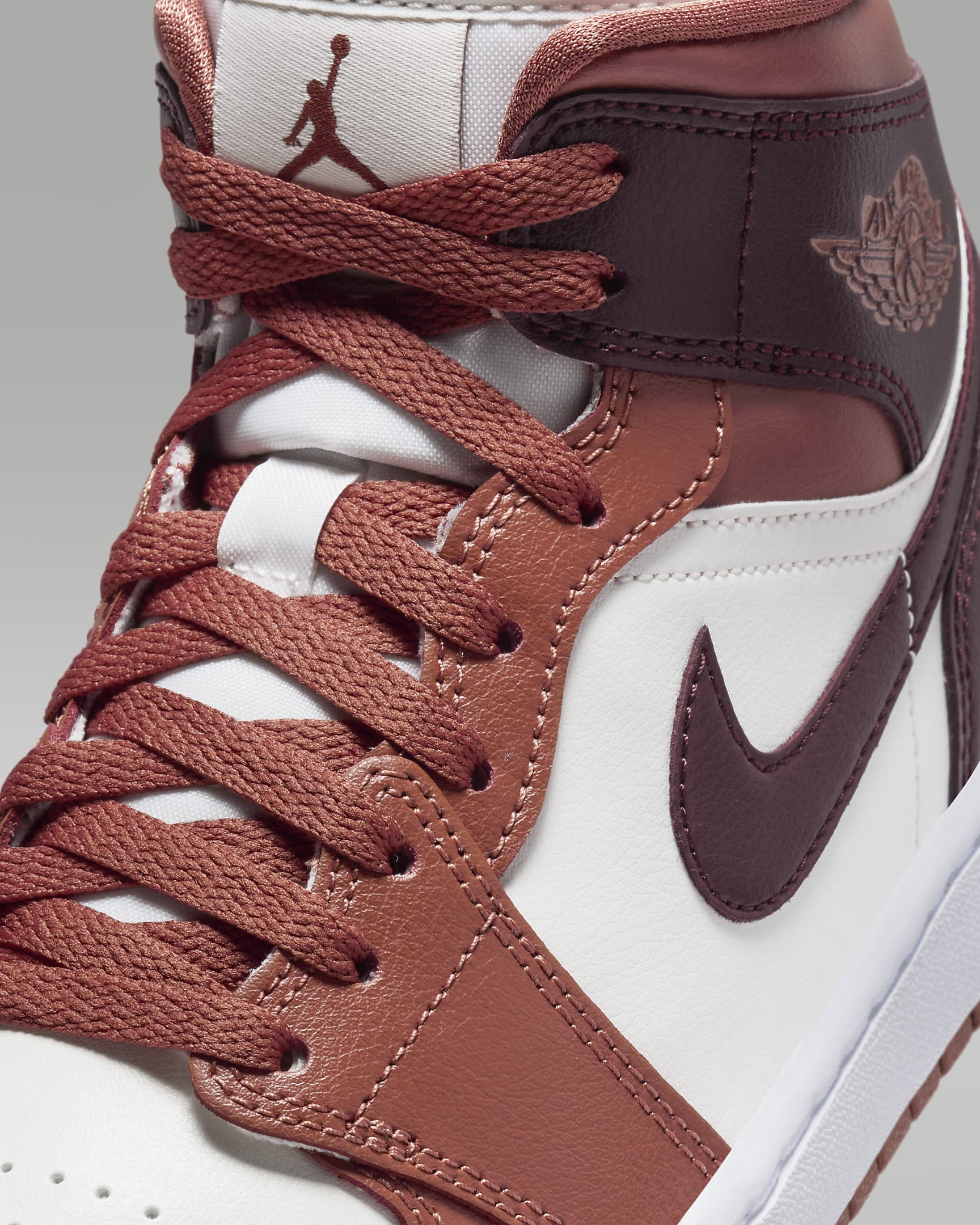 Jordan 1 Mid Dusty Peach Night Maroon