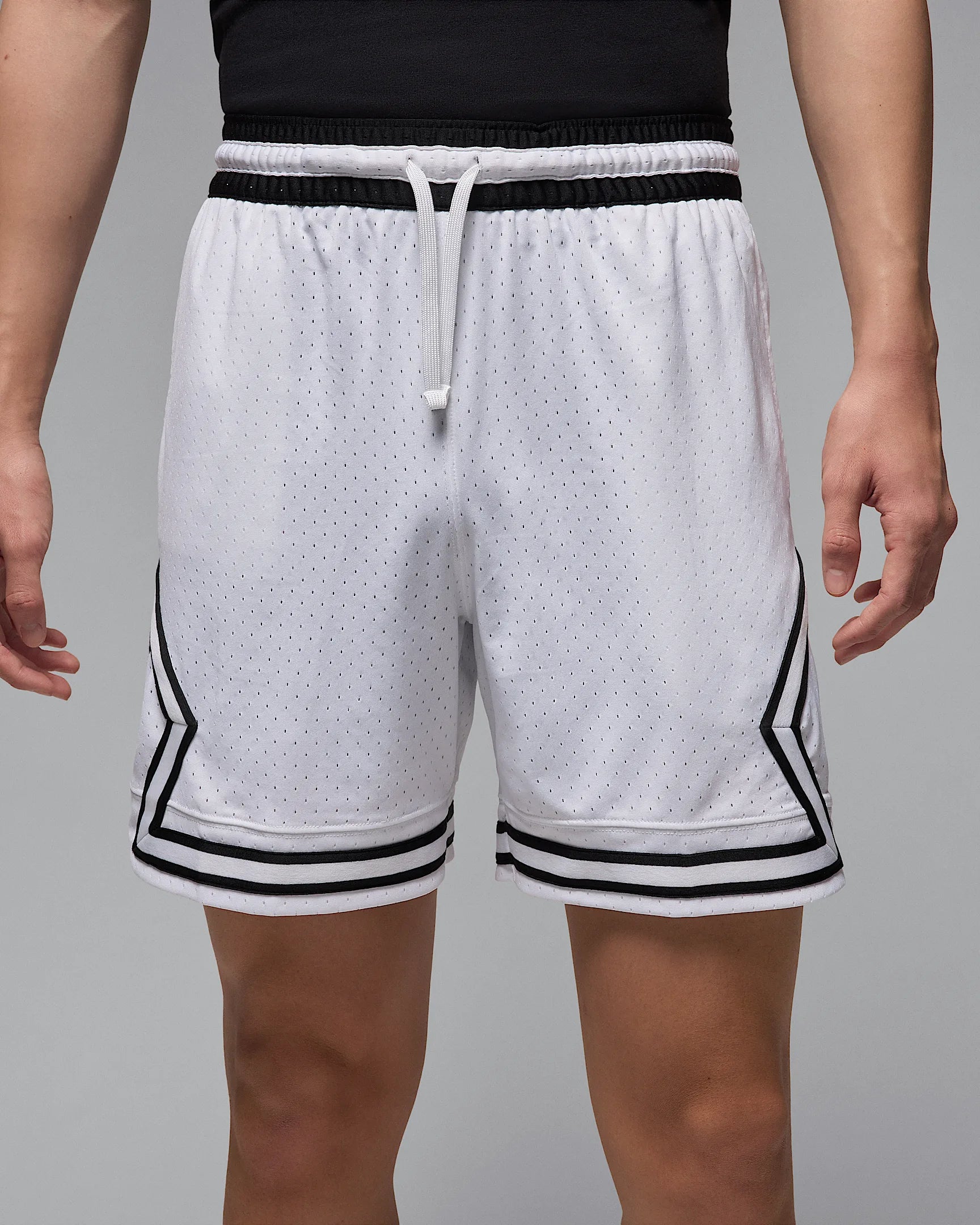 Jordan Sport Men's Dri-FIT Mesh Diamond Shorts