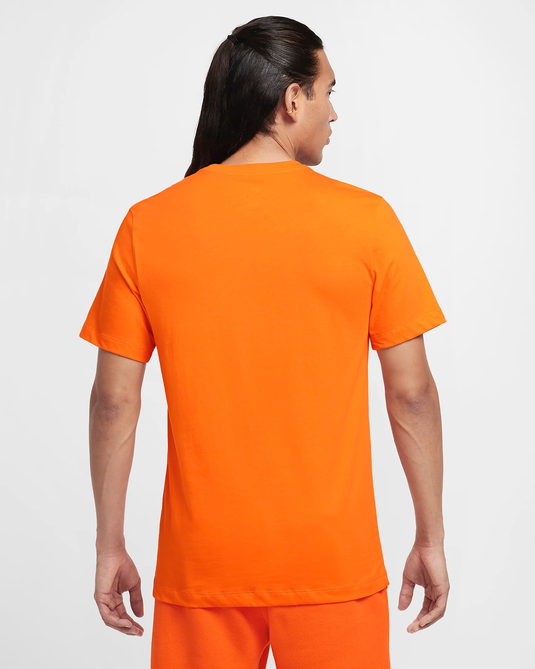 Nike Sportswear Club T-shirt – Arancio