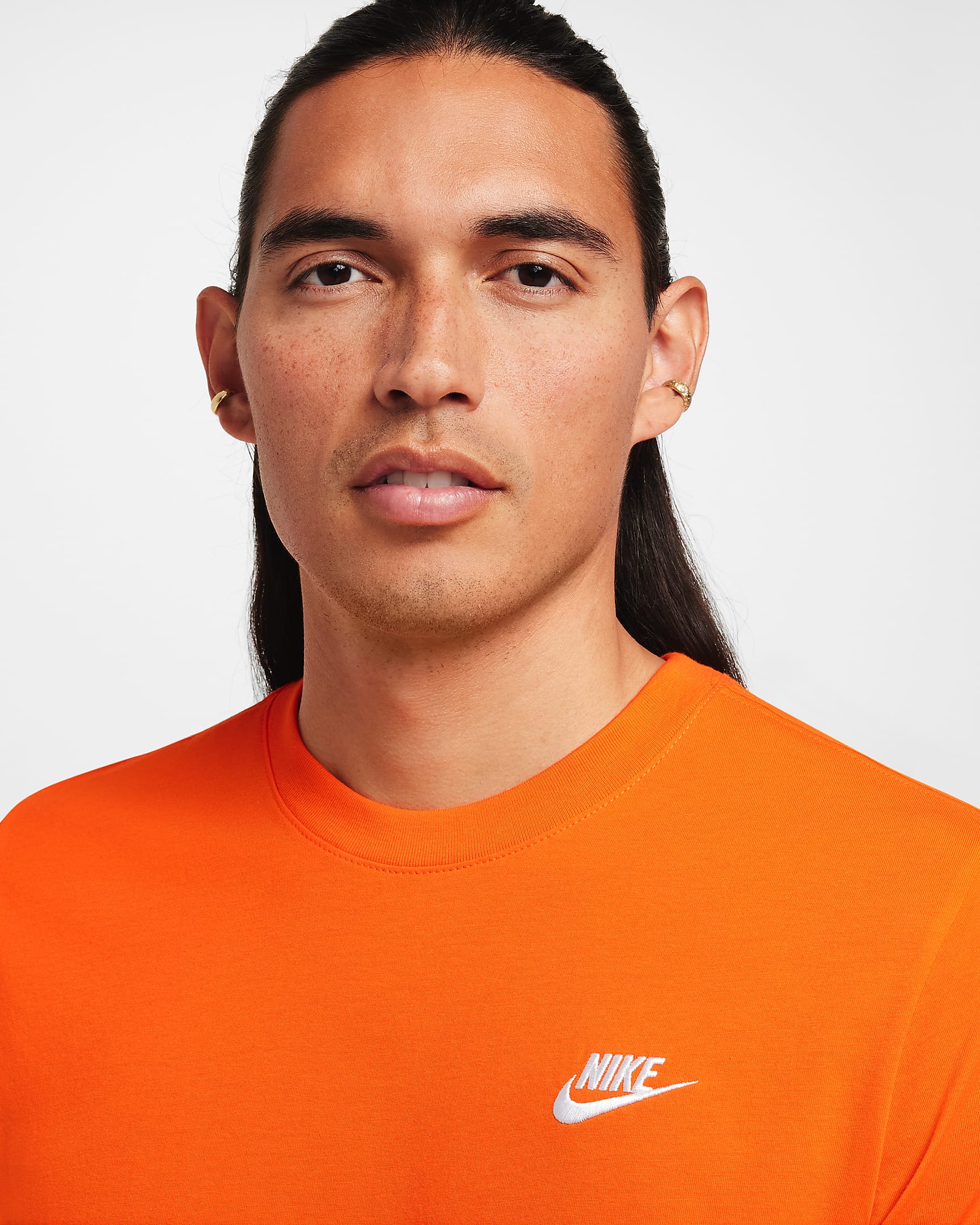 Nike Sportswear Club T-shirt – Arancio