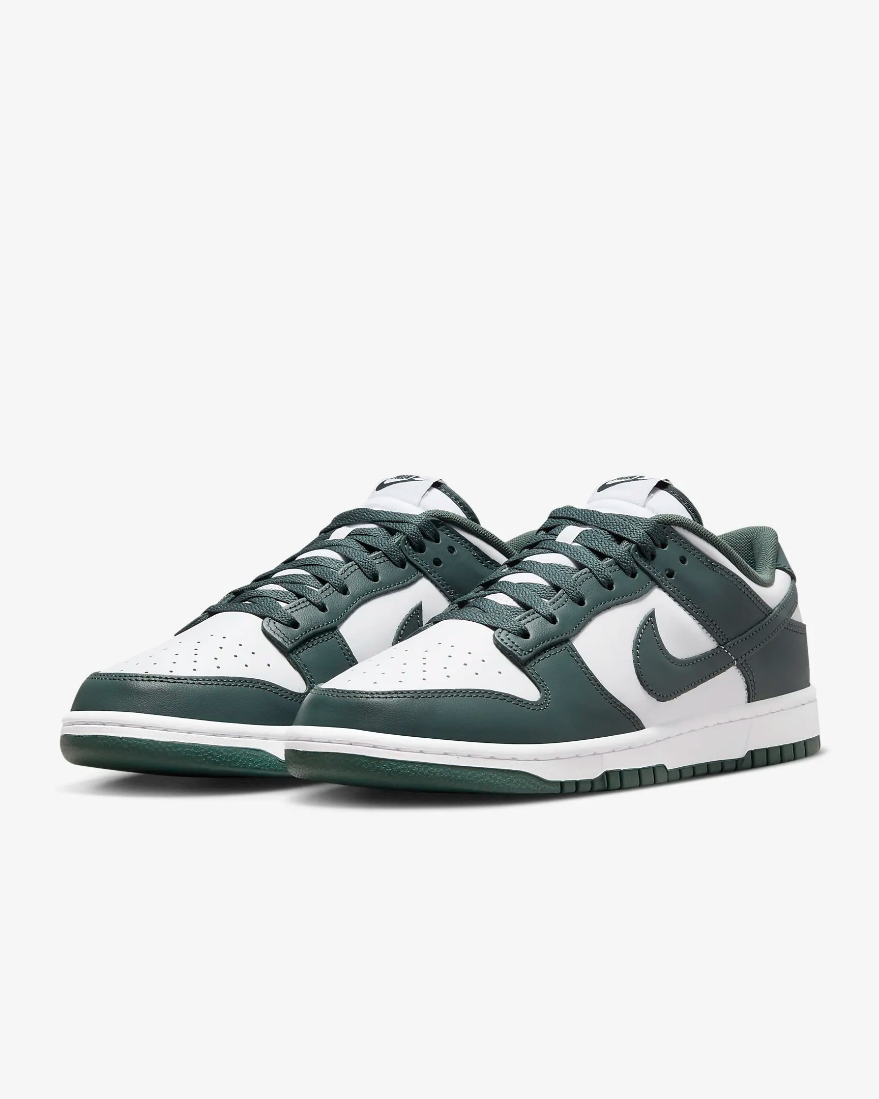 Nike Dunk Low Vintage Green