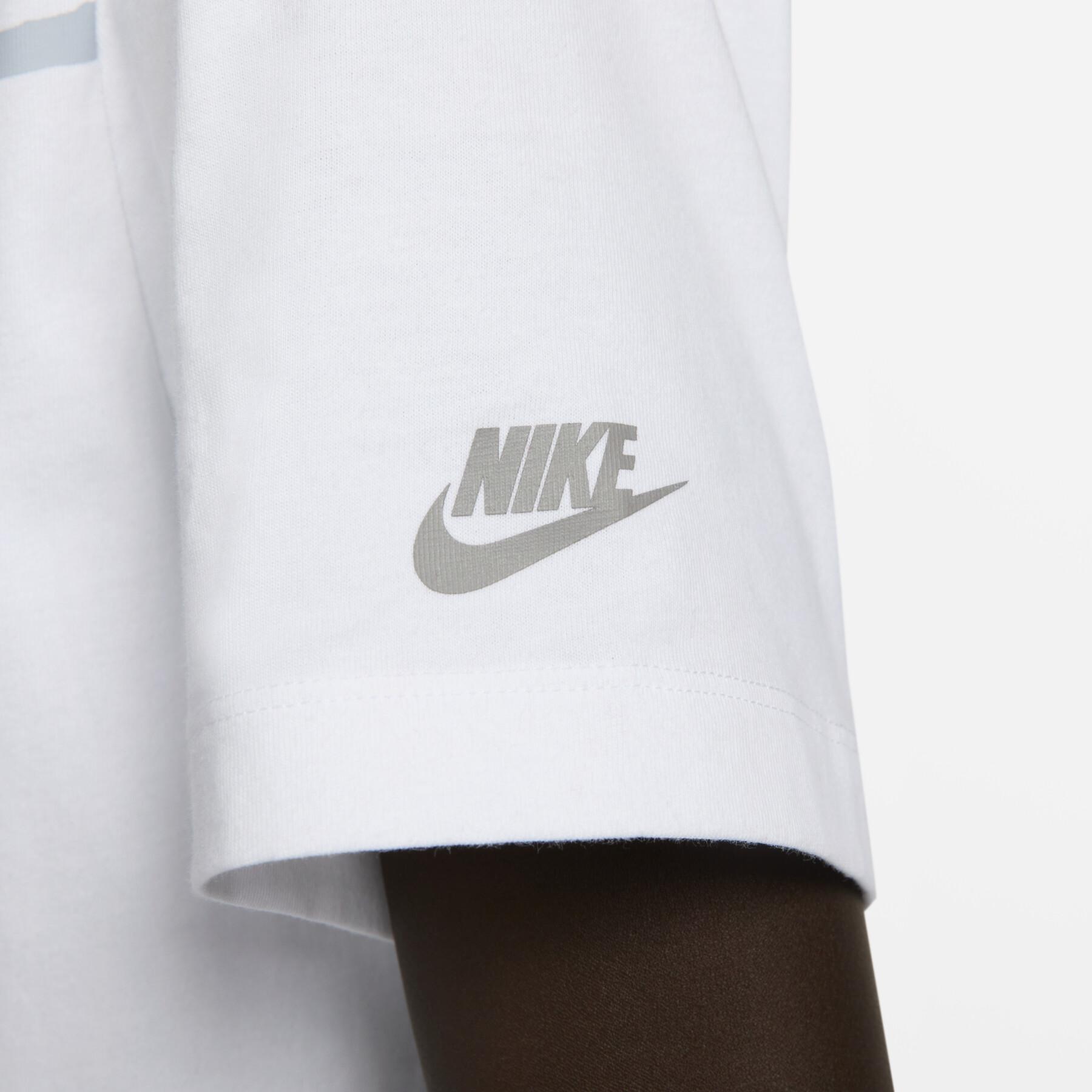 T-shirt Nike Club+ HBR