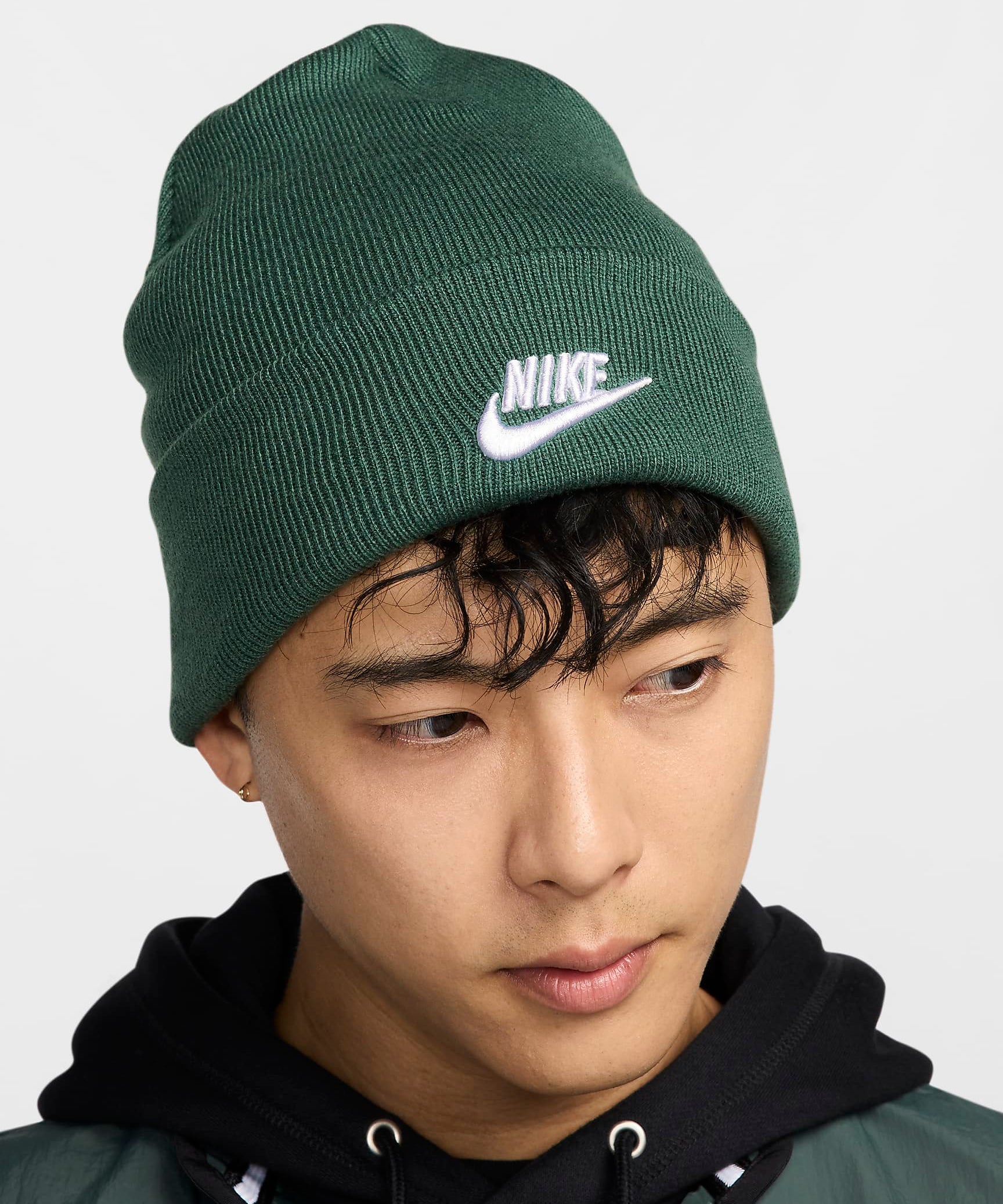 U_NK_PEAK_BEANIE_TC_FUT_F24_L_3.jpg