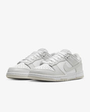 Nike Dunk Low W Photon Dust