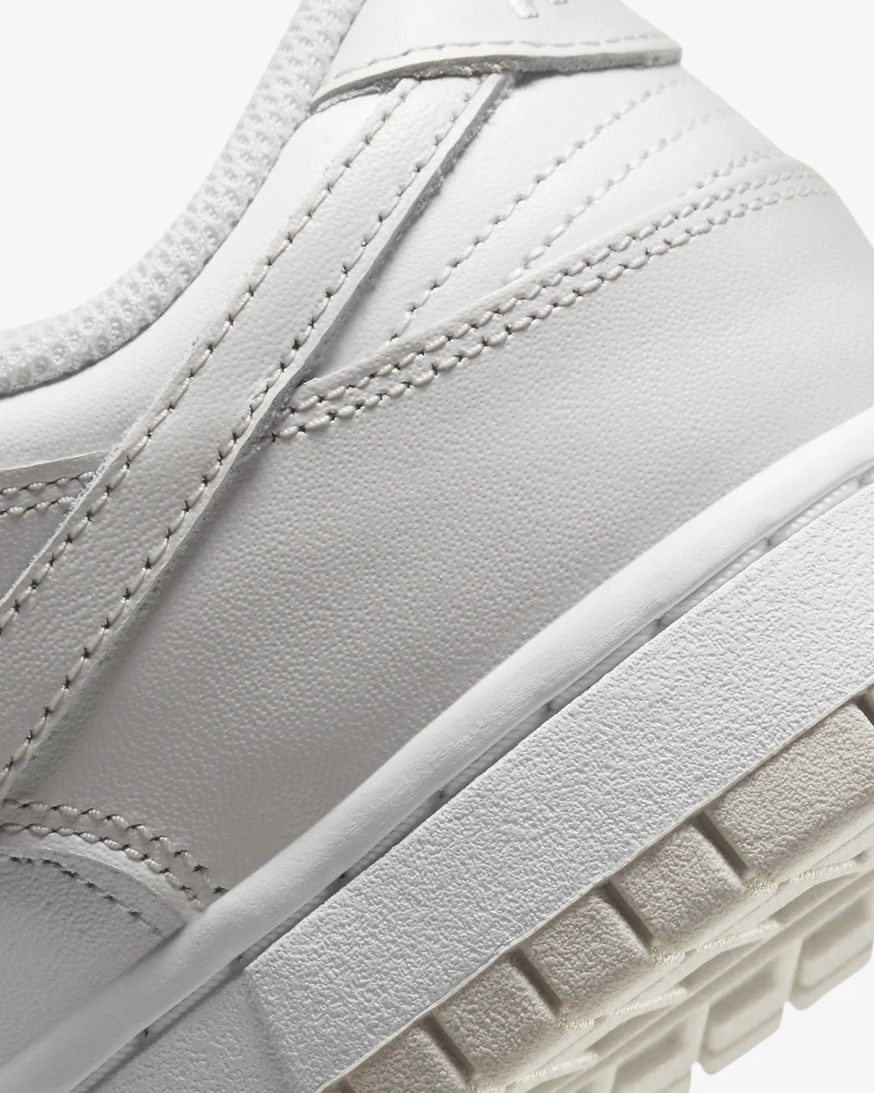 Nike Dunk Low W Photon Dust