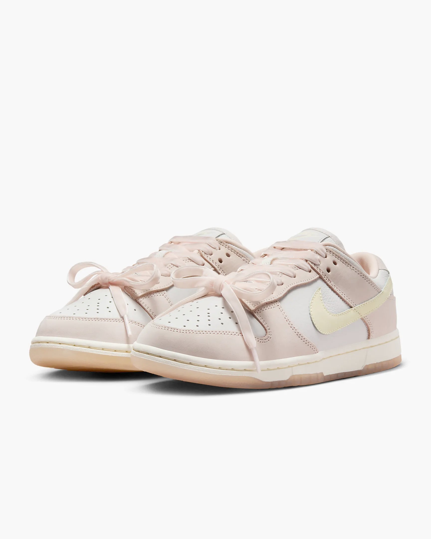 Nike Dunk Low Light Soft Pink