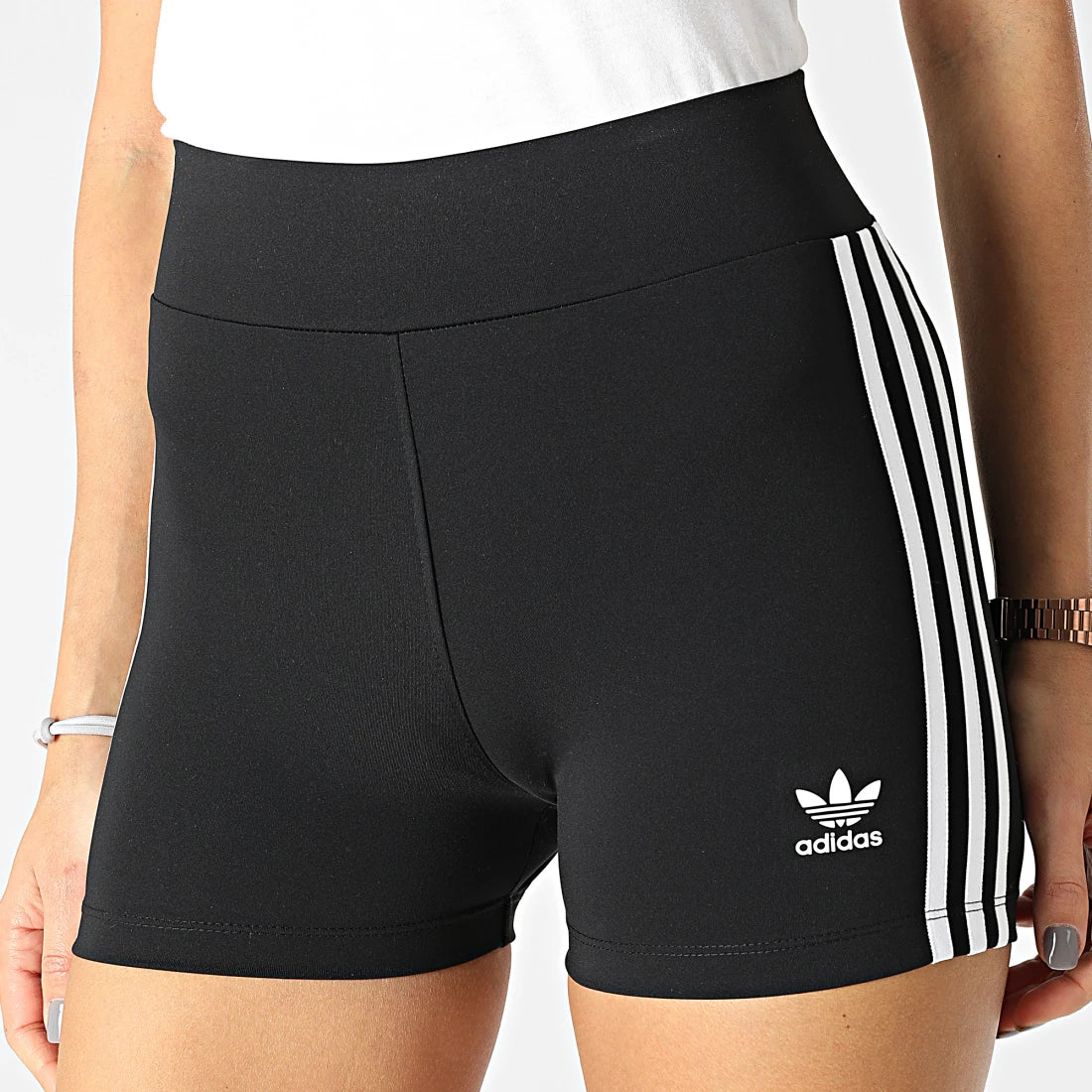 adidas_293287_H59866_20211130T163749_01.webp