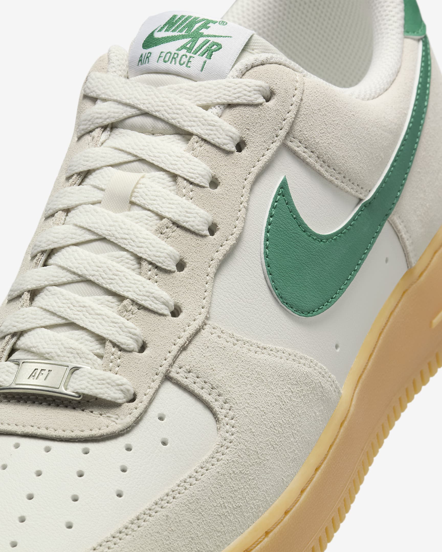 Nike Air Force 1 Low '07 LV8 Phantom Gum malachite