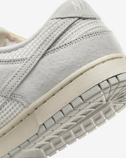 Nike Dunk Low grigio avorio chiaro