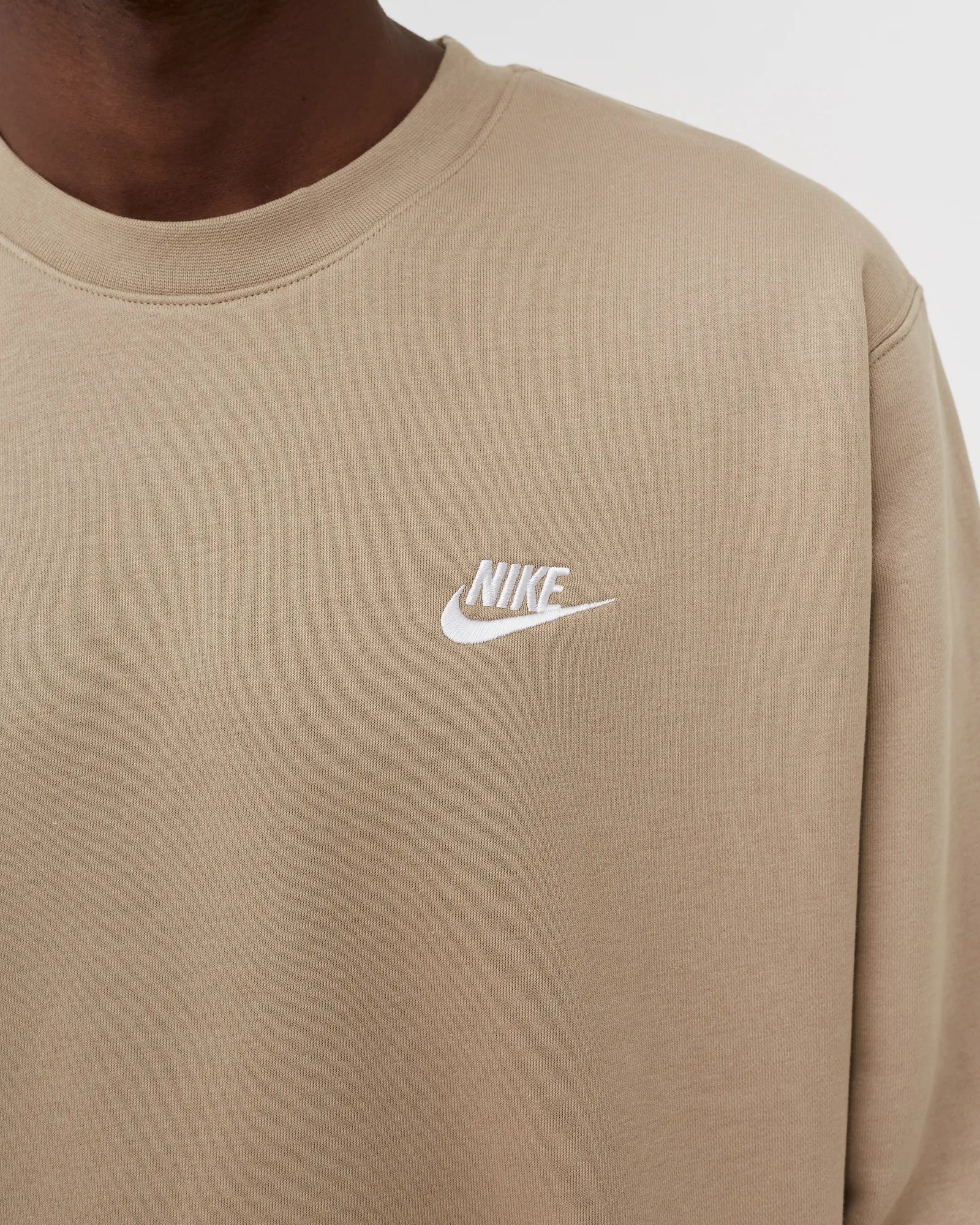 Nike Sportswear Club Fleece Maglia a girocollo – BEIGE