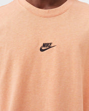 NIKEPREMIUM ESSENTIALS TEE