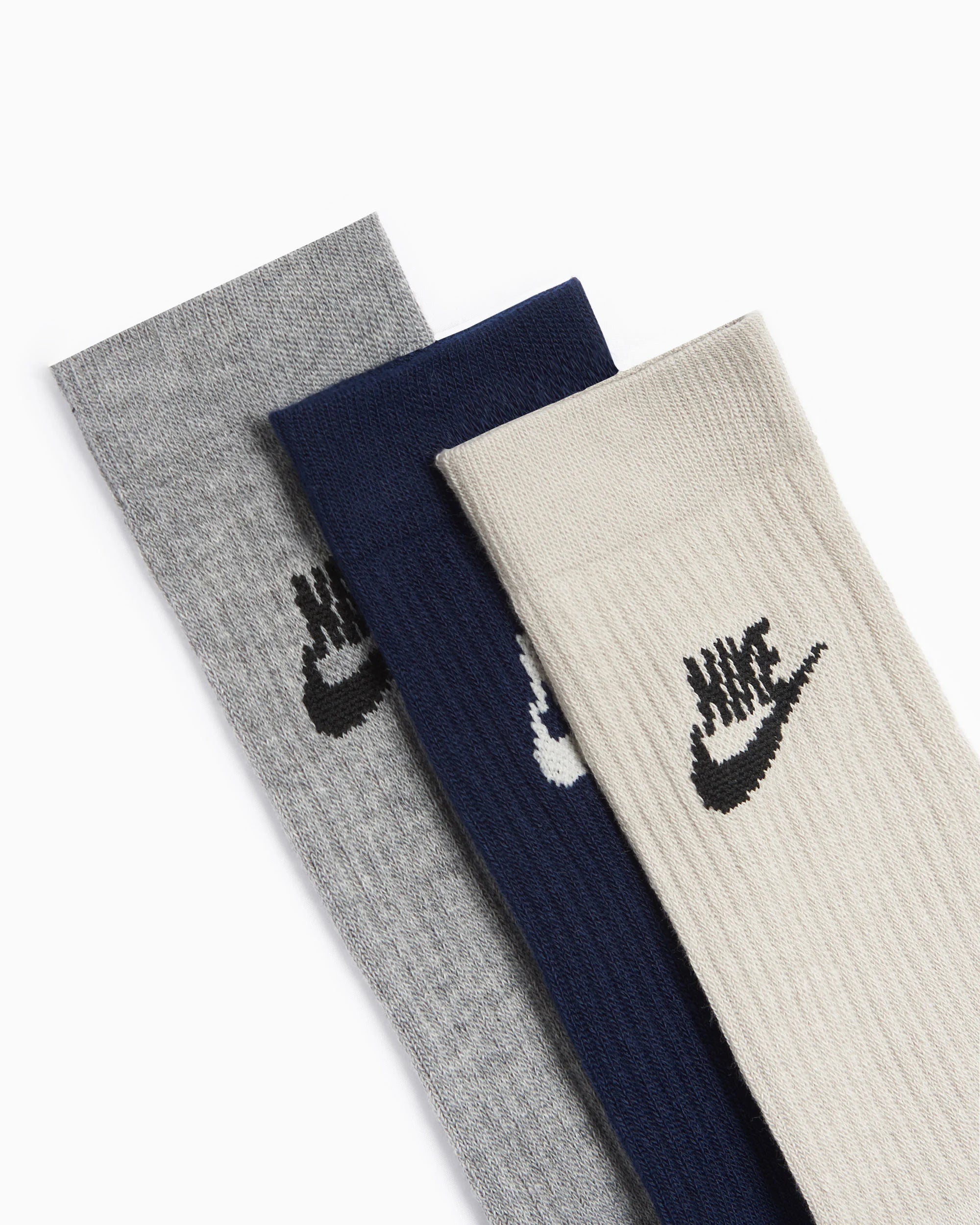 Nike Sportswear Everyday Essential Unisex Socks (3 Pack