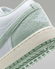 Air Jordan 1 Low SE Seafoam