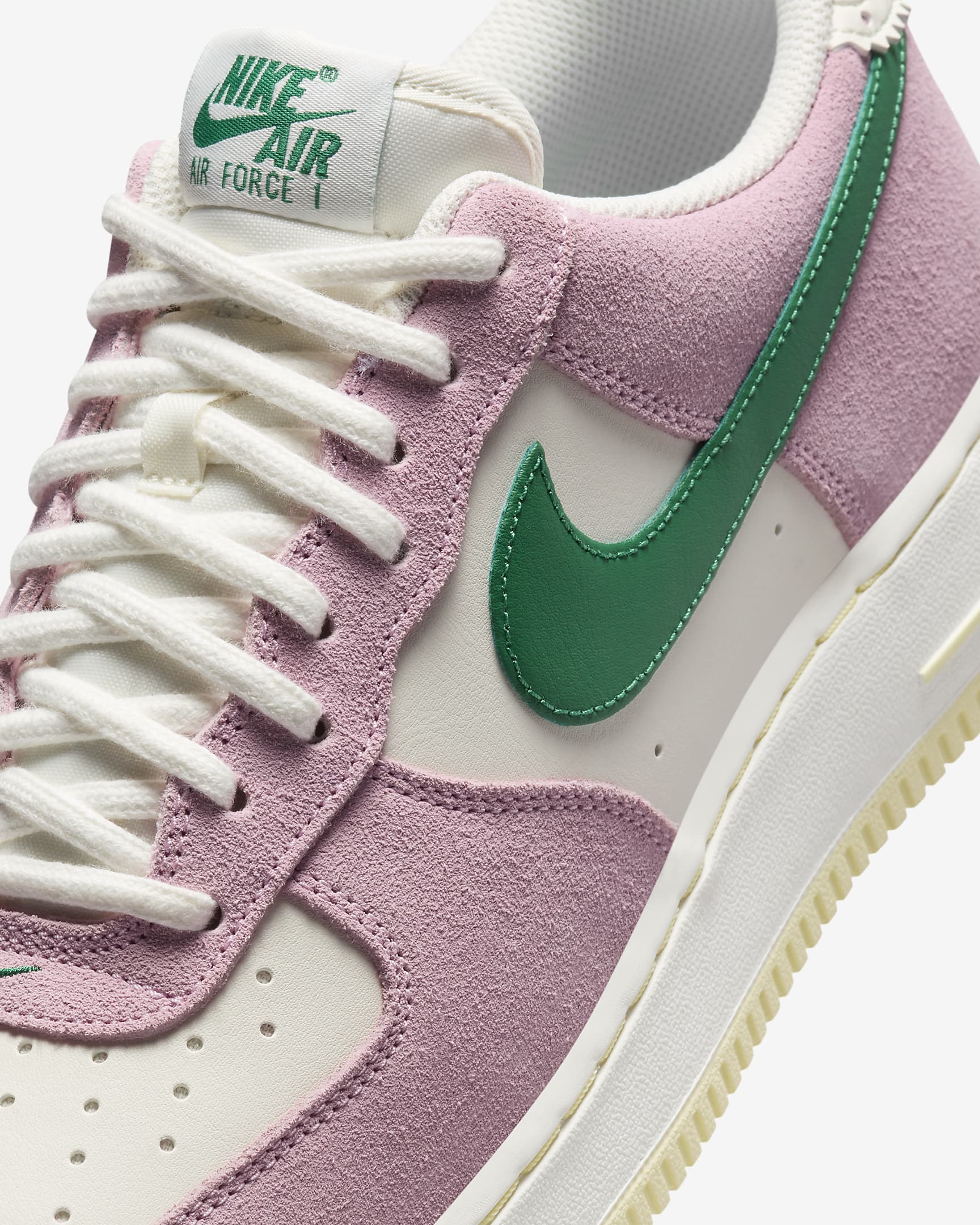 Nike Air Force 1 Low '07 LV8 Medium Soft Pink Malachite