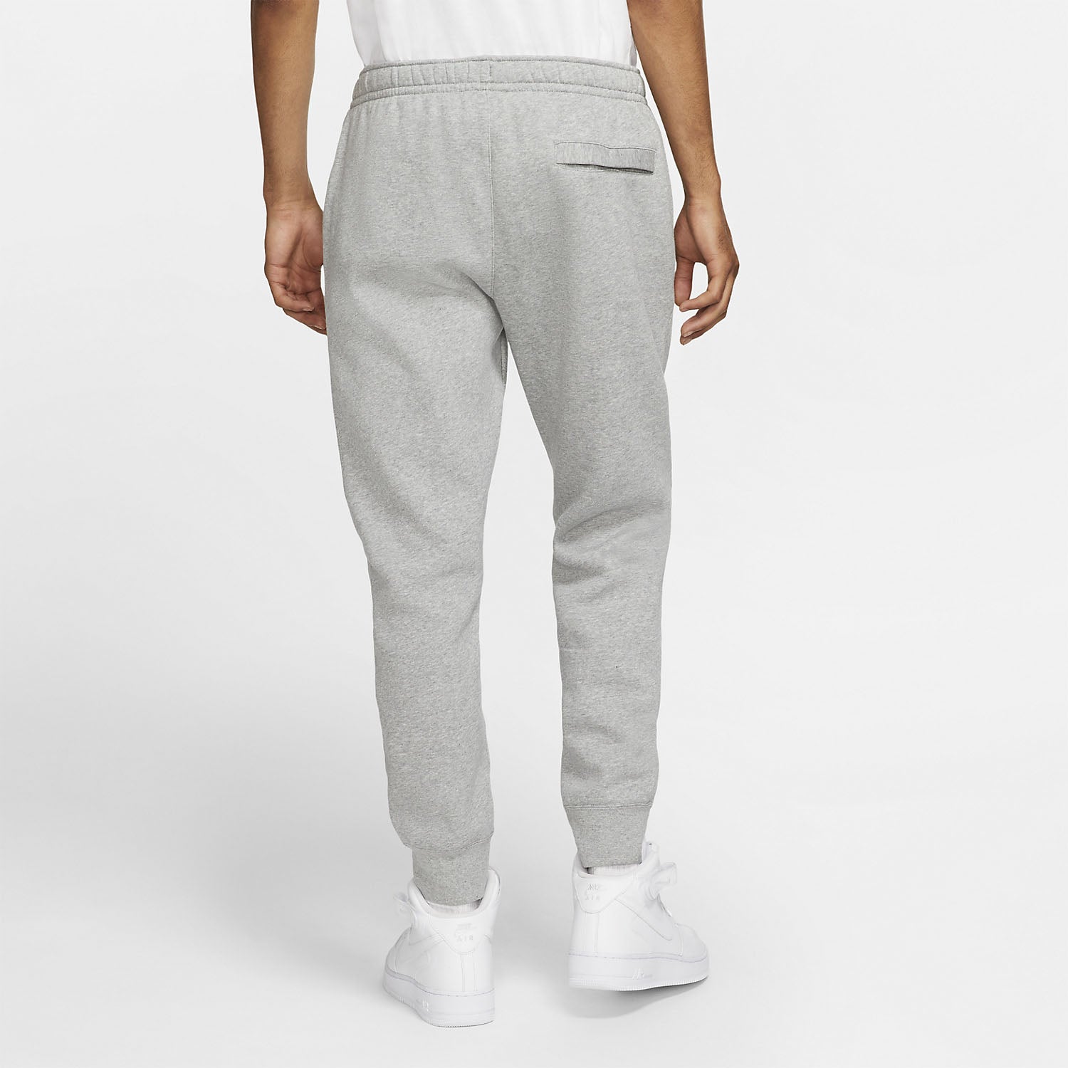 nike-sportswear-club-pantaloni-tennis-uomo-dark-grey-heather-bv2671-063_B.jpg