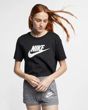 Nike Sportswear Essential Cropped Logo T-Shirt – Women